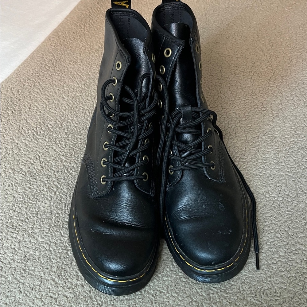 Dr. Martens Zavala Black Leather Combat Boots - Women's Size 8 - Picture 2 of 9